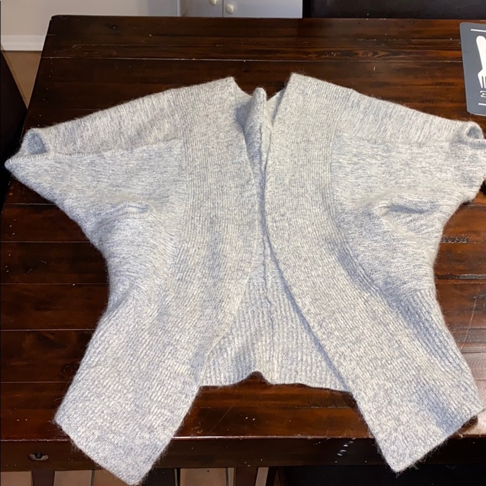 Aritzia Babaton cardigan